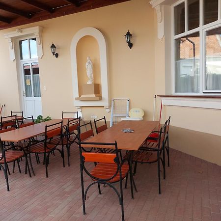 Gyulai Mesehaz Apartman Εξωτερικό φωτογραφία
